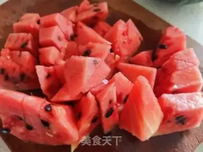 Make Pure watermelon juice step 1