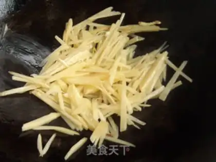 Make Potato pepper noodles step 3
