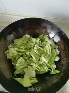 Make Pyramid and cabbage step 3