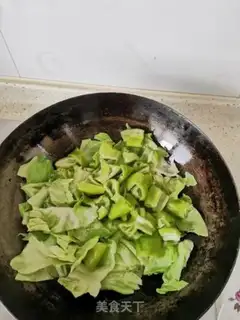 Make Pyramid and cabbage step 4