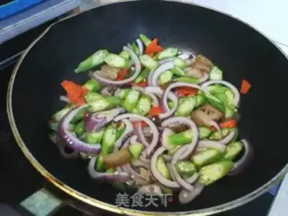 Make Onion acupuncture step 2