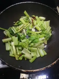 Make Celery fried meat step 5