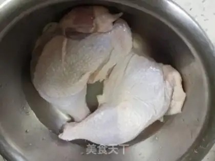Make Salt chicken leg step 0