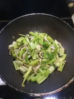 Make Celery fried meat step 6