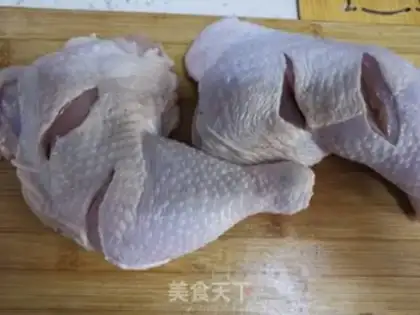 Make Salt chicken leg step 1
