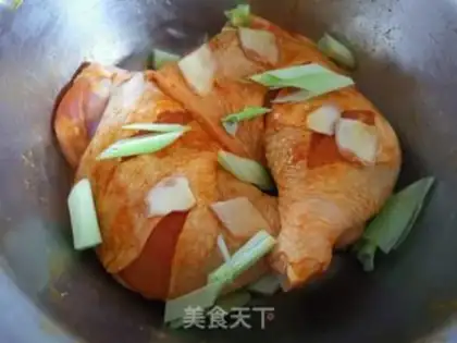 Make Salt chicken leg step 4
