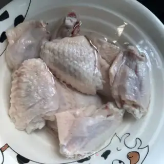 Make Shrimp chicken wings pan step 0