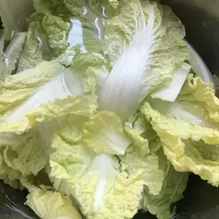 Make Shrimp chicken wings pan step 2