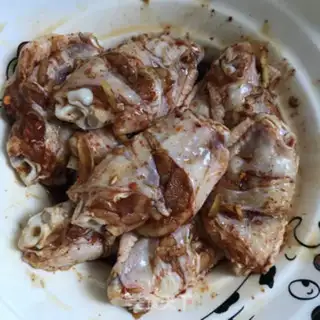 Make Shrimp chicken wings pan step 4