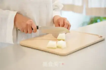 Make Summer melon soup step 1
