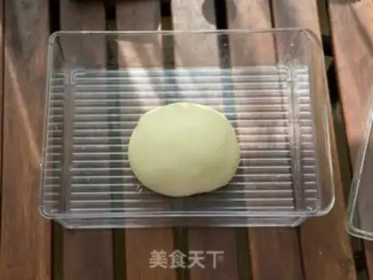 Make Sweet cartoon toast step 5