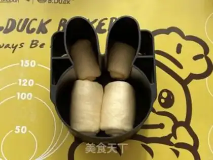 Make Sweet cartoon toast step 11