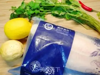 Make Spicy lemon chips step 0