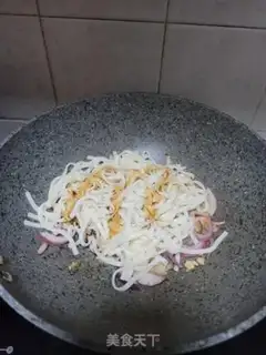 Make Meatloaf onions step 10