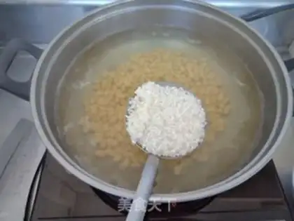 Make Seaweed bean congee step 4