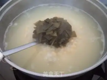 Make Seaweed bean congee step 6