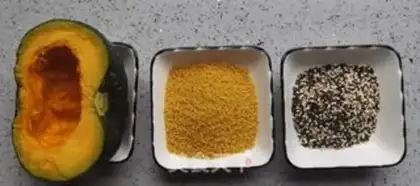 Make Pumpkin quinoa porridge step 0