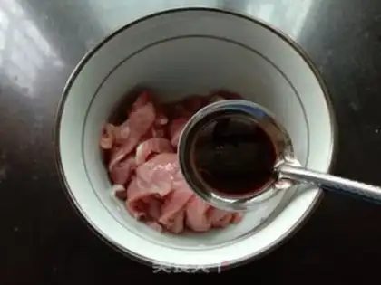 Make Pumpkin fried meat step 1
