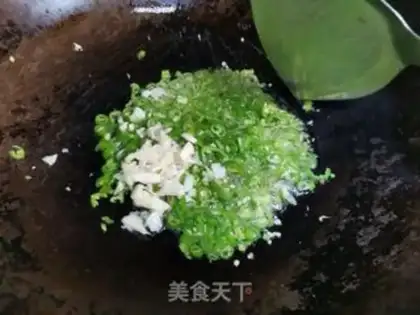 Make Garlic chili eggs step 2