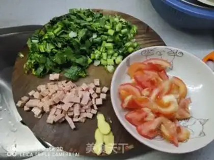Make Fresh vegetable egg soup step 0