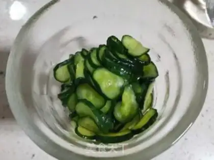 Make One night cucumber step 3