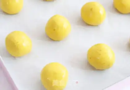 Make Pumpkin rice balls step 4