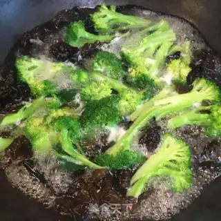 Make Five flowers for broccoli step 3