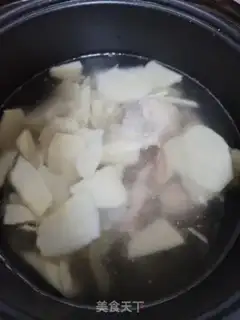 Make Pork-bone hoof soup step 4