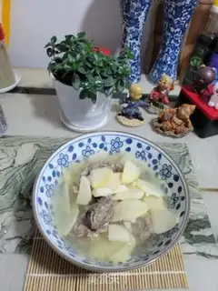 Make Pork-bone hoof soup step 7