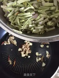 Make Piggy-screwd lentils step 6