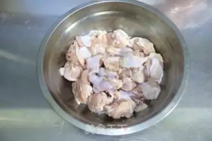 Make Three chickens on the table step 1