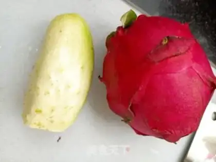 Make Quinoa fire dragon yogurt cup step 4