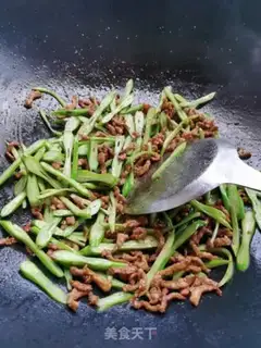 Make Sword bean fried meat step 6