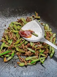 Make Sword bean fried meat step 7