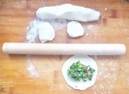 Make Pork dumplings step 1