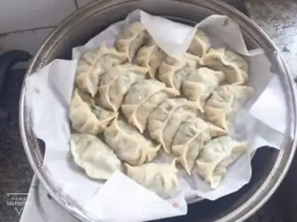 Make Pork dumplings step 2