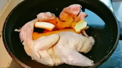 Make Chicken soup and hand tore chicken step 0