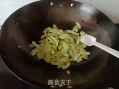 Make Pelican cucumber step 6