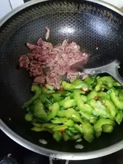 Make Scrambled beef step 7