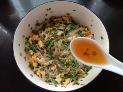 Make Egg fan spring rolls step 7