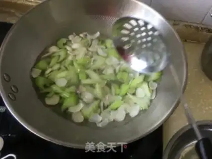 Make The Celery Lily step 3