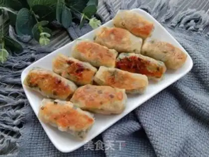 Make Egg fan spring rolls step 14