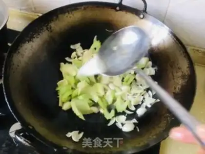 Make The Celery Lily step 6