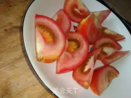 Make Tomato fried eggs step 0