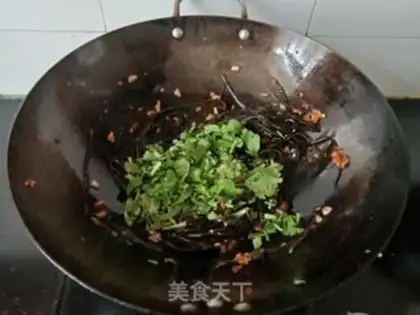 Make Garlic seaweed step 9