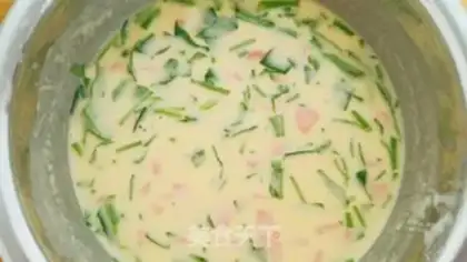Make Quick-hand breakfast omelet step 6