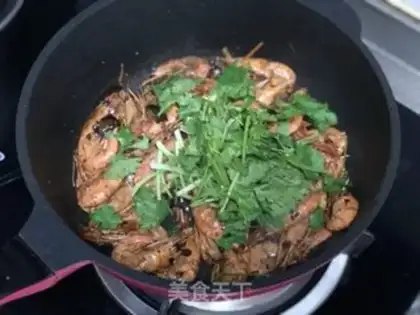 Make Spicy boiled shrimp step 6