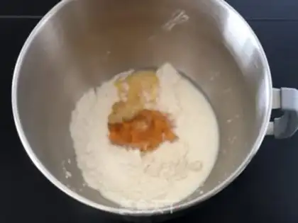 Make Pumpkin with piston toast step 2