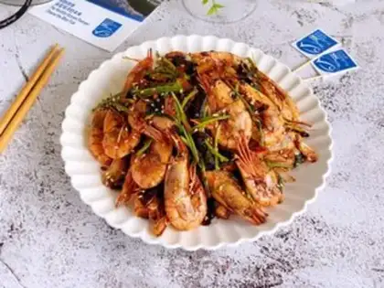 Make Spicy boiled shrimp step 8