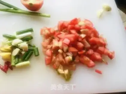 Make Onion egg fried golden mushrooms step 0
